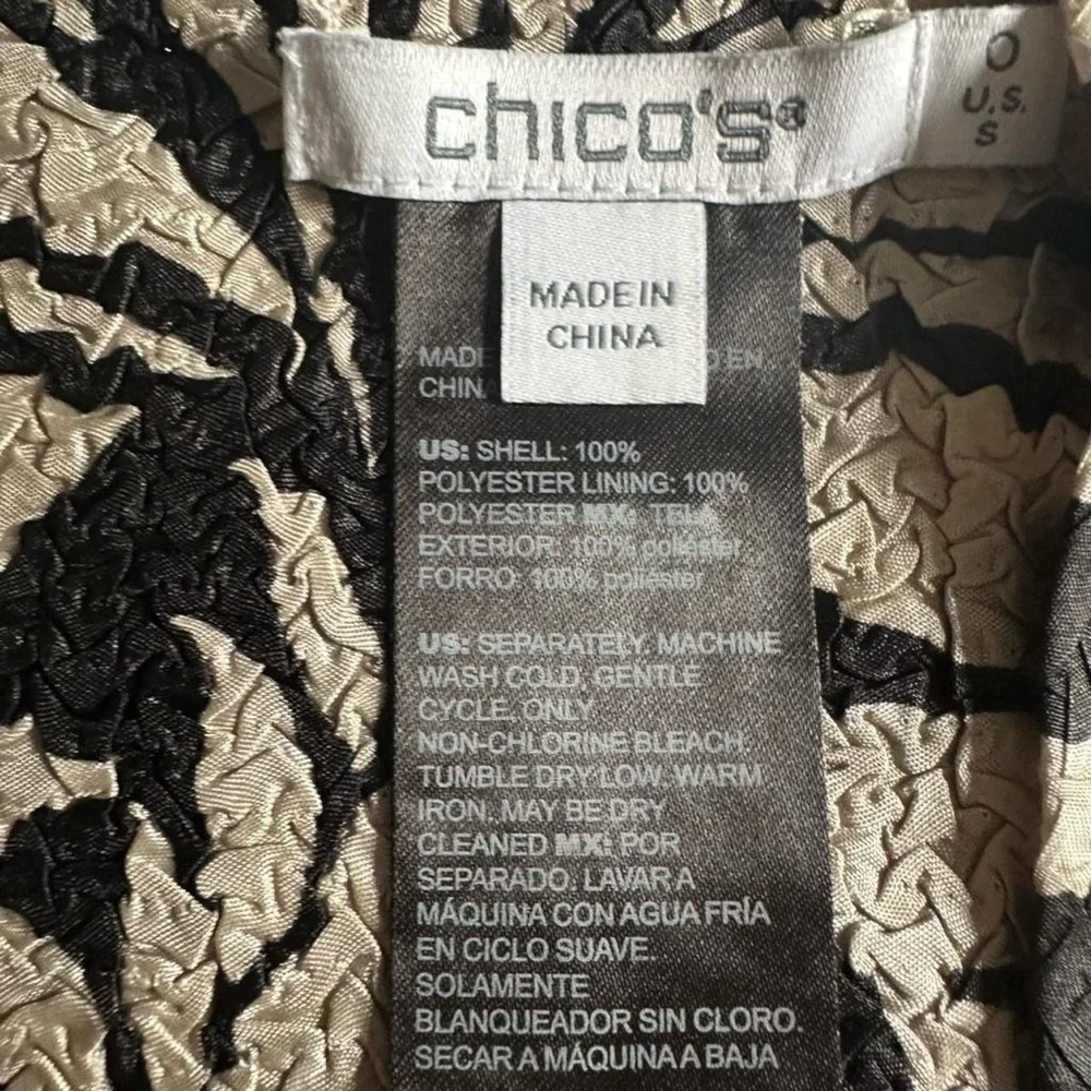 Chico’s Traveler’s Collection reversible crushed print jacket size S (Chico’s 0) - Picture 7 of 9